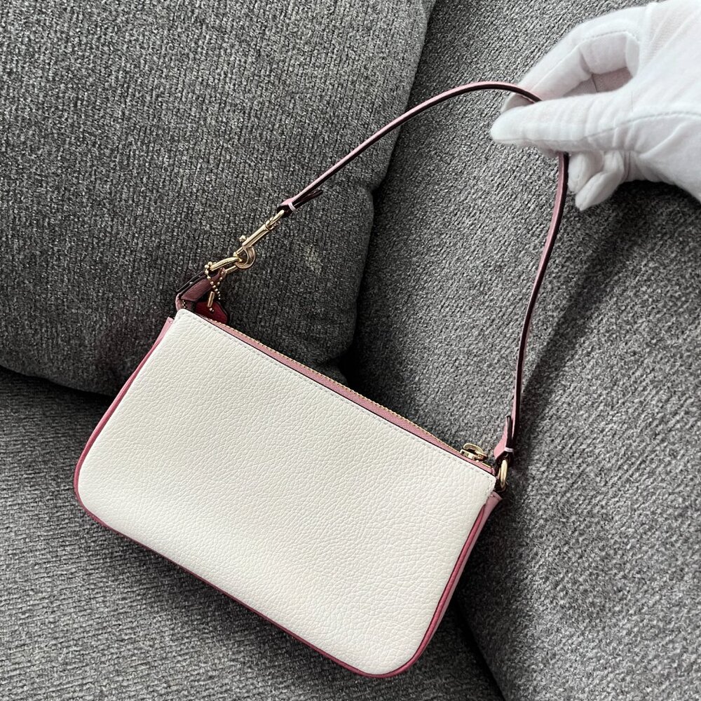 COACH NOLITA 19 Wristlet Chalk Pebbled Leather Stripe Heart Motif CA797 NWT - Picture 2 of 7